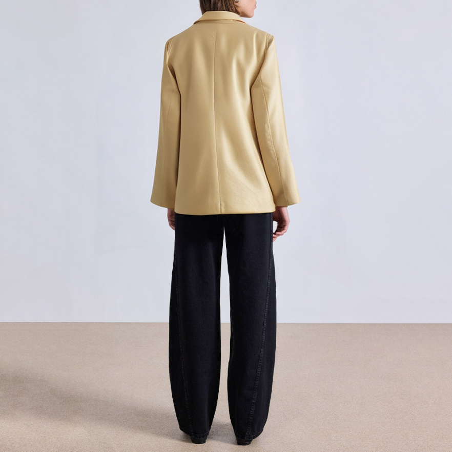 Long sleeve ladies blazer with shoulder pads