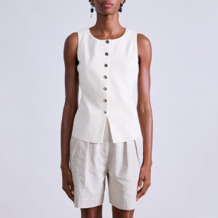 Round neck single breasted knitted vest for women
